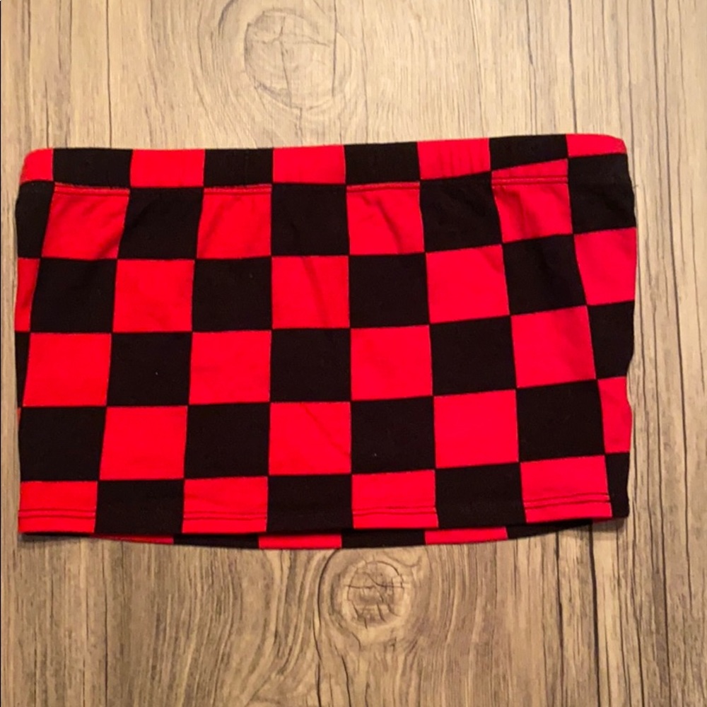 Checkerboard cropped tube top
